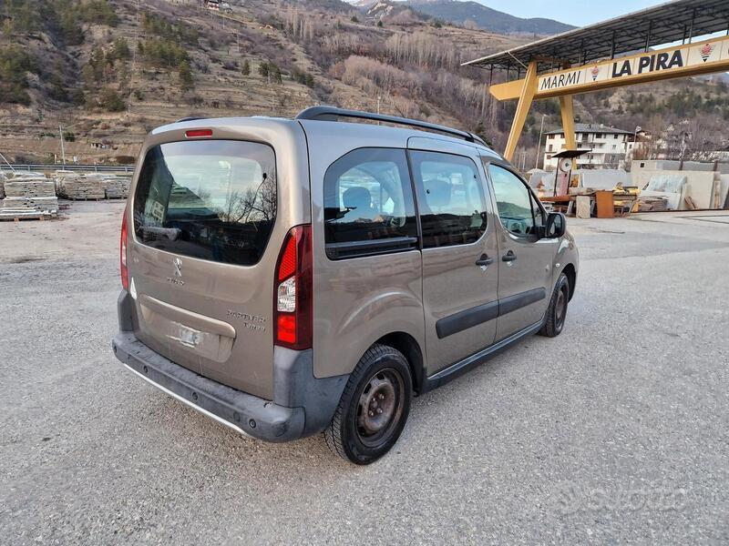 Usato 2013 Peugeot Partner 1.6 Diesel 115 CV (7.800 €)