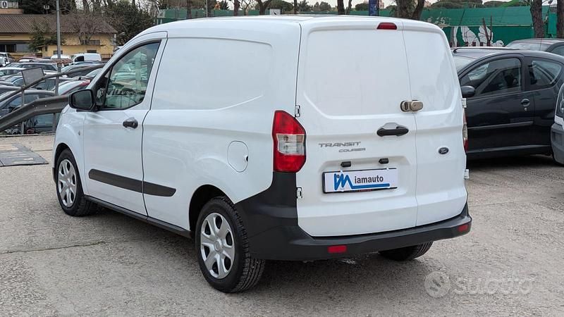 Usata Ford Transit 99 CV (72 kW) 2022 Bianco Furgone
