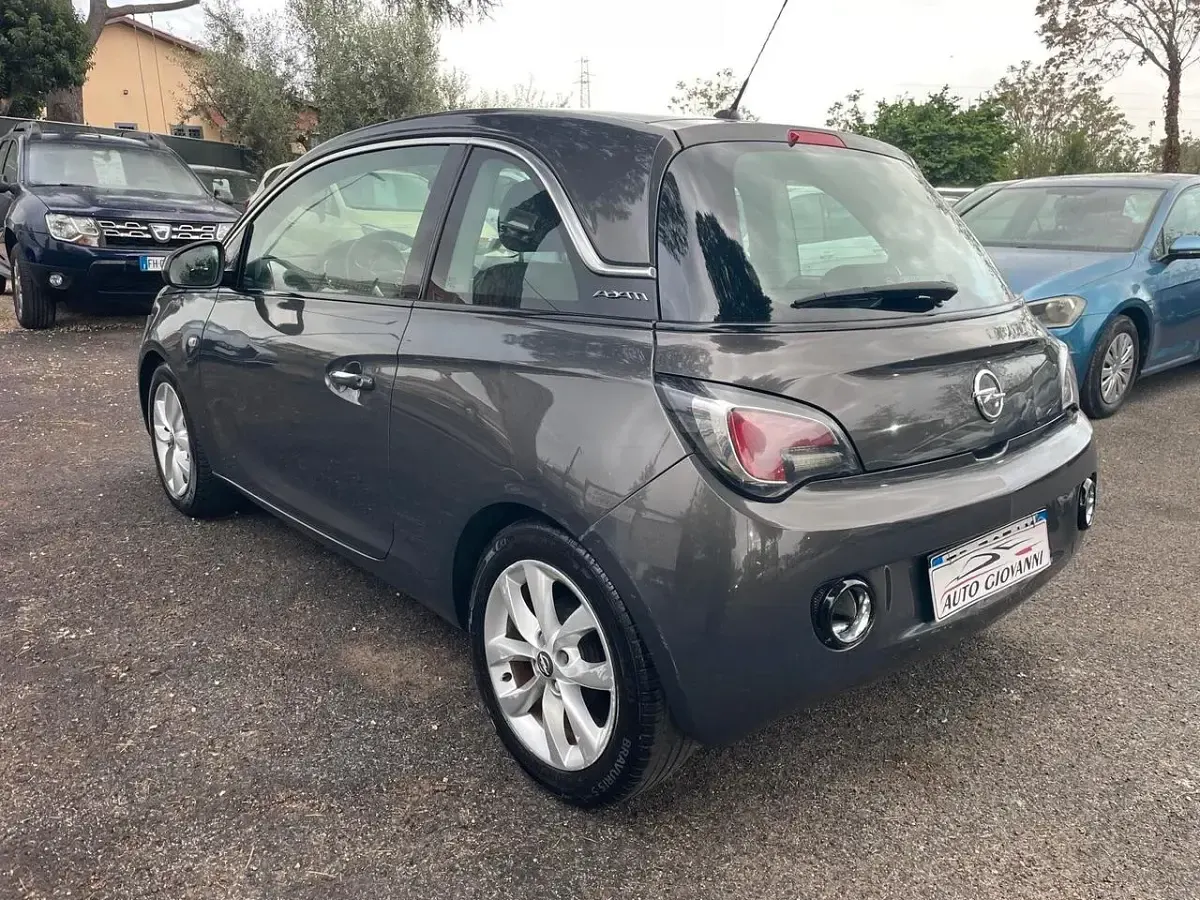 Usata Opel Adam Rocks Rocks 69 CV (50 kW) 2014 Grigio Utilitaria