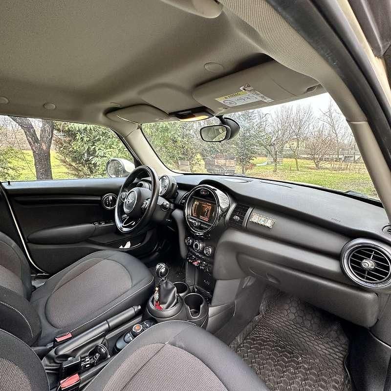 Usata Mini One D 95 CV (69 kW) 2017 Beige Utilitaria