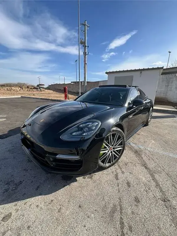 Usata Porsche Panamera 4 E-Hybrid 470 CV (345 kW) 2021 Utilitaria
