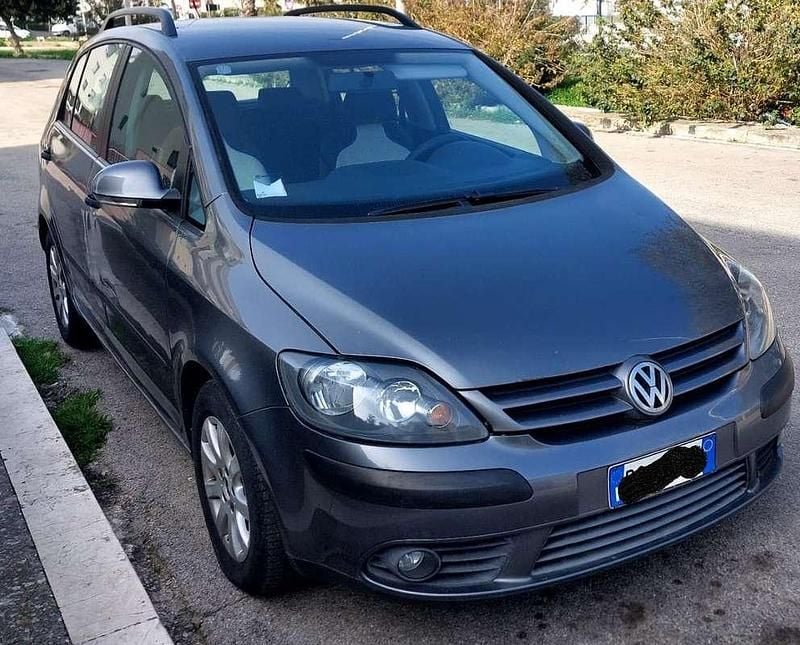 Usata VW Golf Plus Cross 105 CV (77 kW) 2007 Monovolume