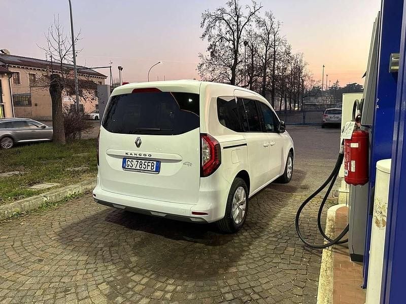 Usata Renault Kangoo Equilibre 95 CV (69 kW) 2024 Bianco Monovolume