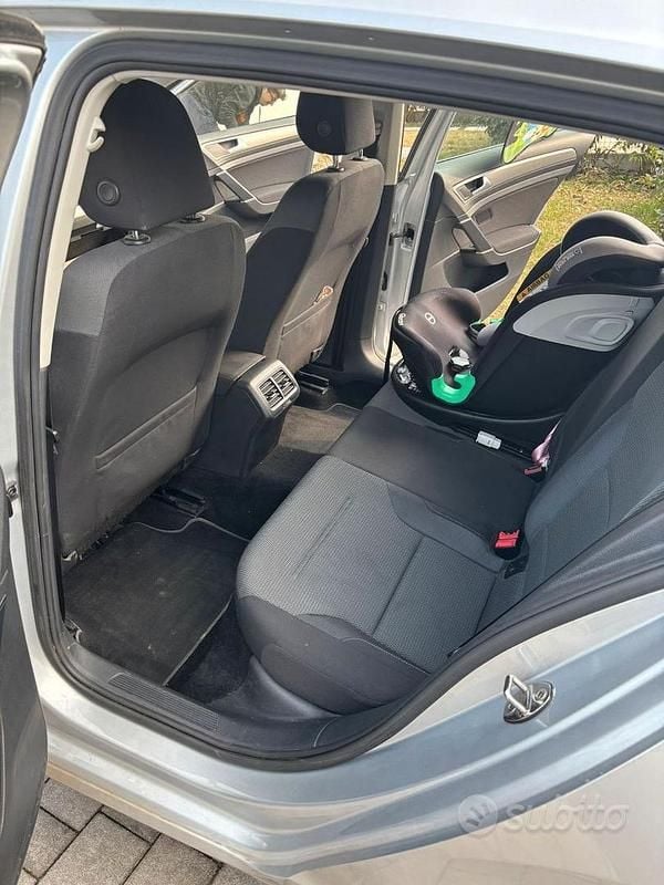 Usata VW Golf VII Trendline 110 CV (80 kW) 2014 Grigio Berlina