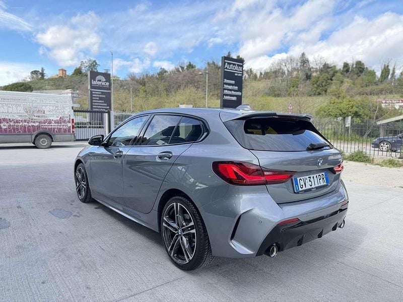 Usata BMW 118 M Sport 150 CV (110 kW) 2024 Grigio Utilitaria