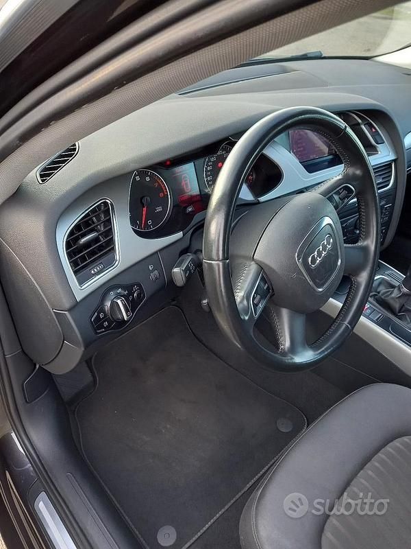 Usata Audi A4 120 CV (88 kW) 2010 Nero Station wagon