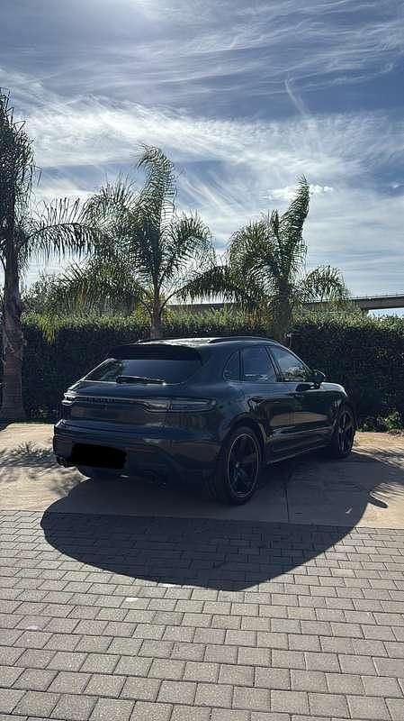 Usata 2016 Porsche Macan SUV | 46.900 € (Molto cara) - Immagine 1/4