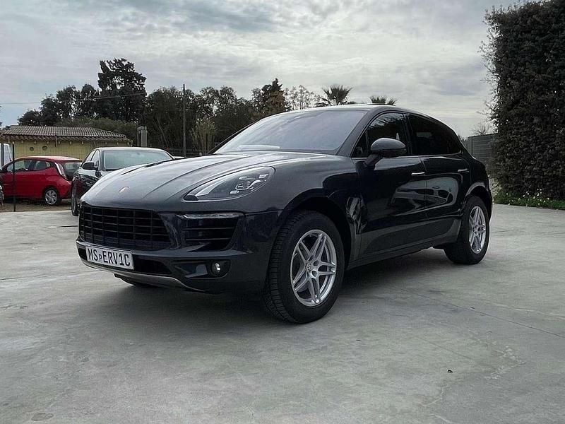 Grigio Usata 2016 Porsche Macan SUV | 40.000 € (Ottimo prezzo) - Immagine 1/4