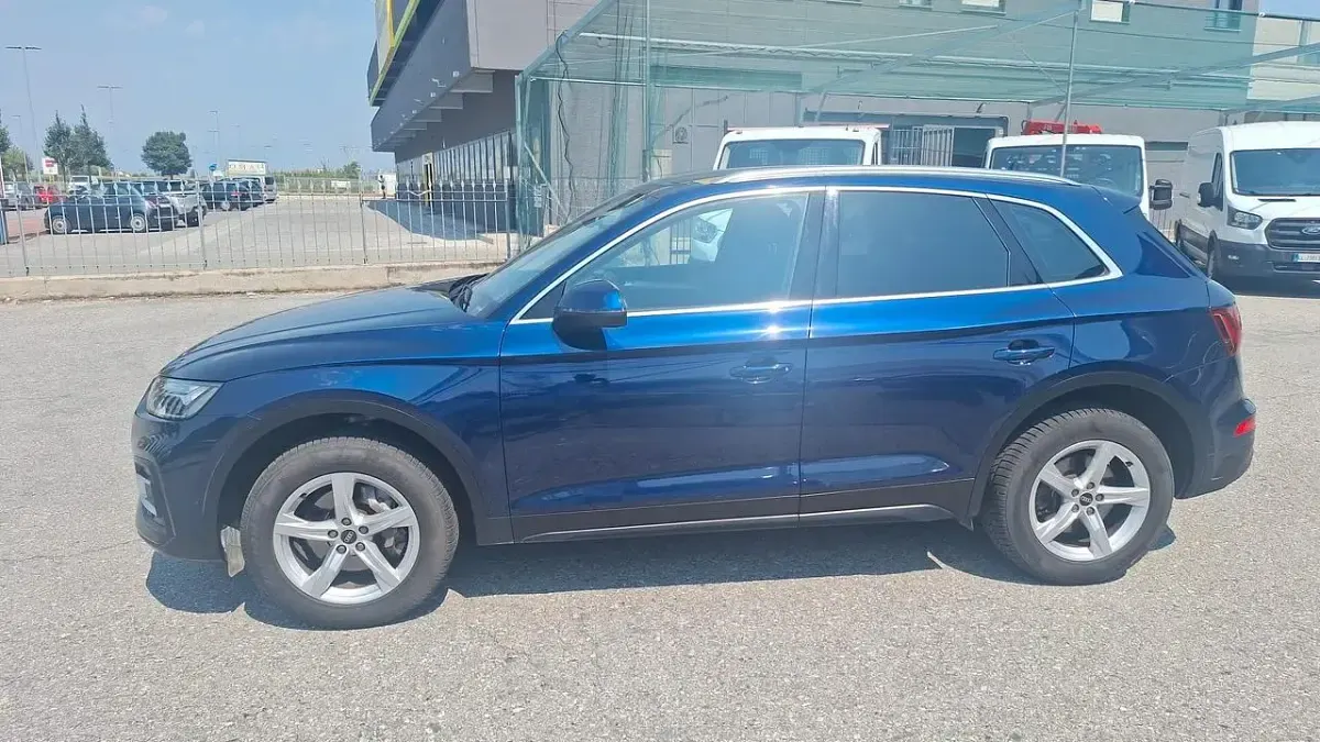 Usata Audi Q5 Business 203 CV (149 kW) 2021 Blu SUV