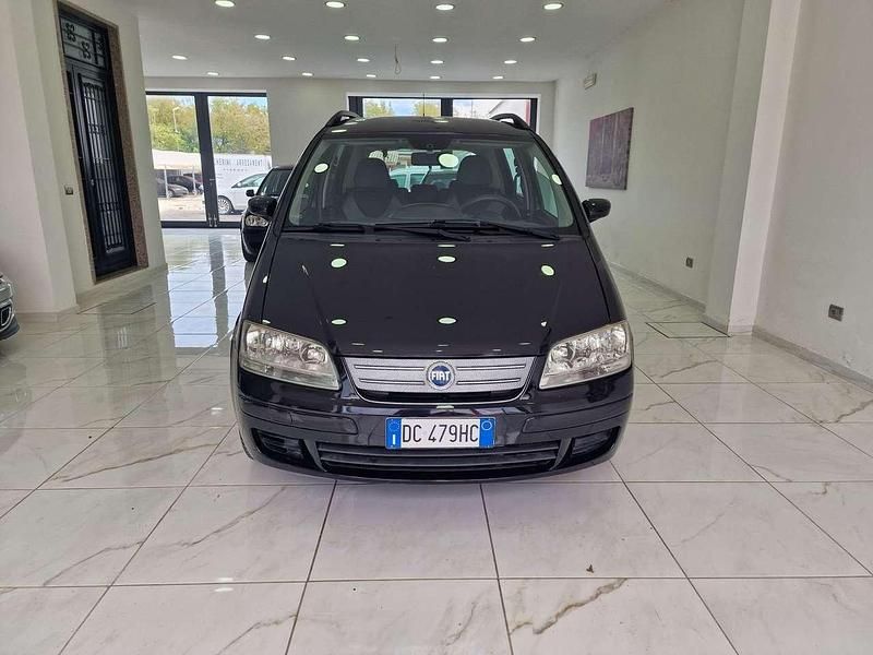 Usata Fiat Idea 90 CV (66 kW) 2006 Nero Monovolume