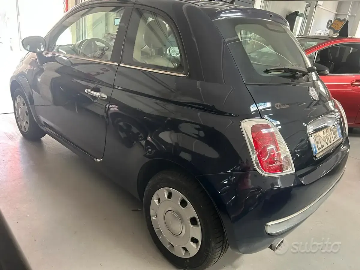 Usata Fiat 500 Lounge 69 CV (50 kW) 2012 Bluazzurro Berlina