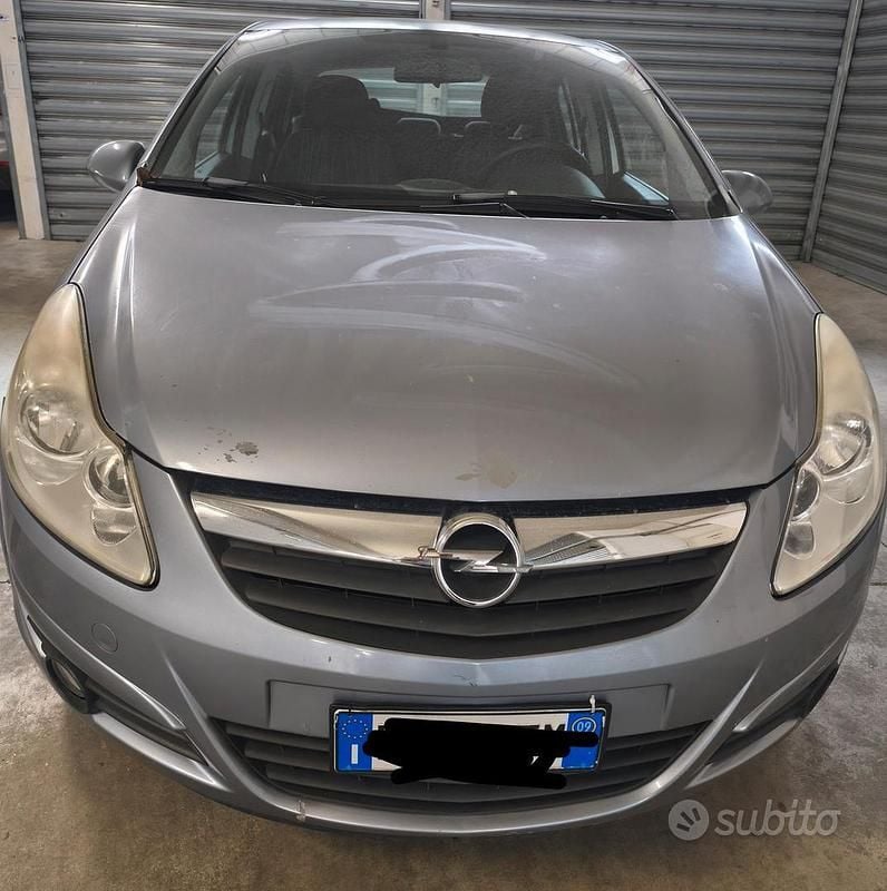 Usata Opel Corsa 75 CV (55 kW) 2009 Grigio Utilitaria
