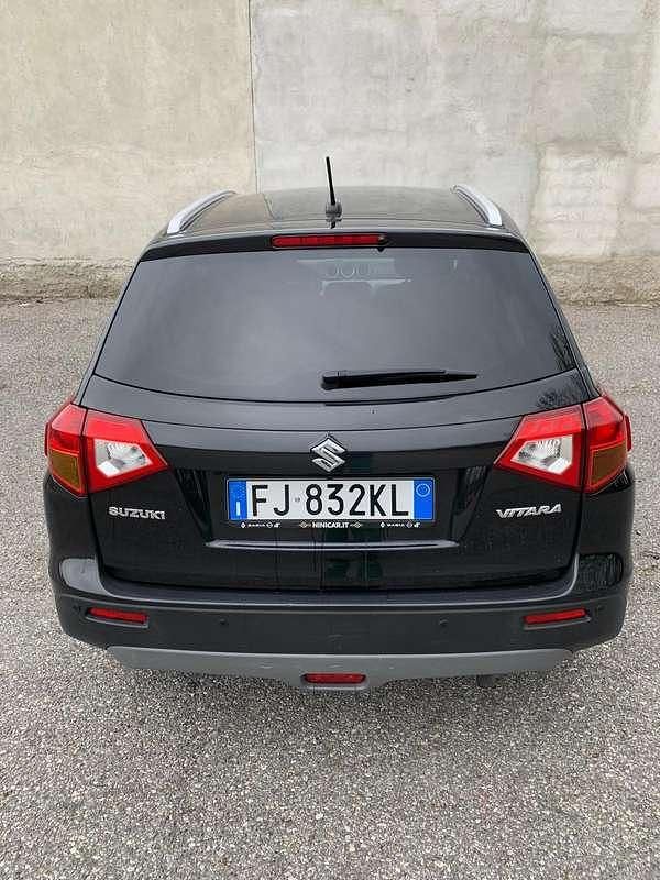 Usata Suzuki Vitara Cool 120 CV (88 kW) 2017 Nero SUV