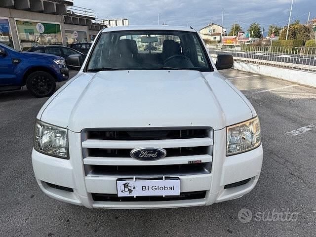 Usata Ford Ranger XLT 143 CV (105 kW) 2007 Bianco Pick-up