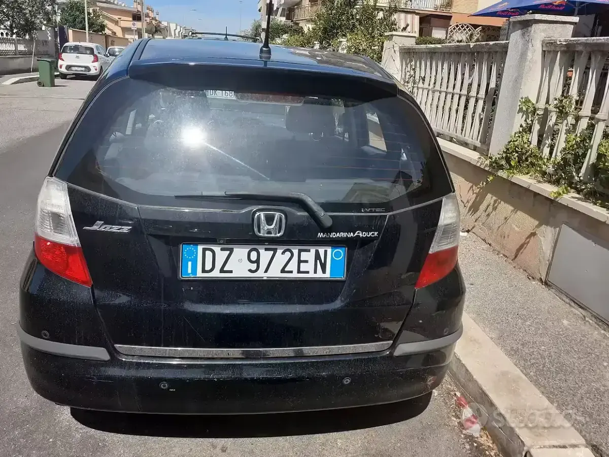 Usata Honda Jazz 99 CV (72 kW) 2009 Utilitaria