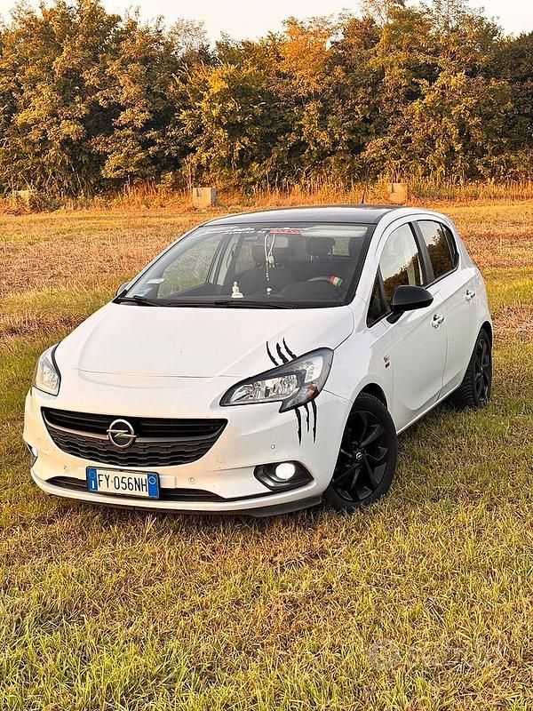 Usata Opel Corsa 90 CV (66 kW) 2019 Bianco Berlina