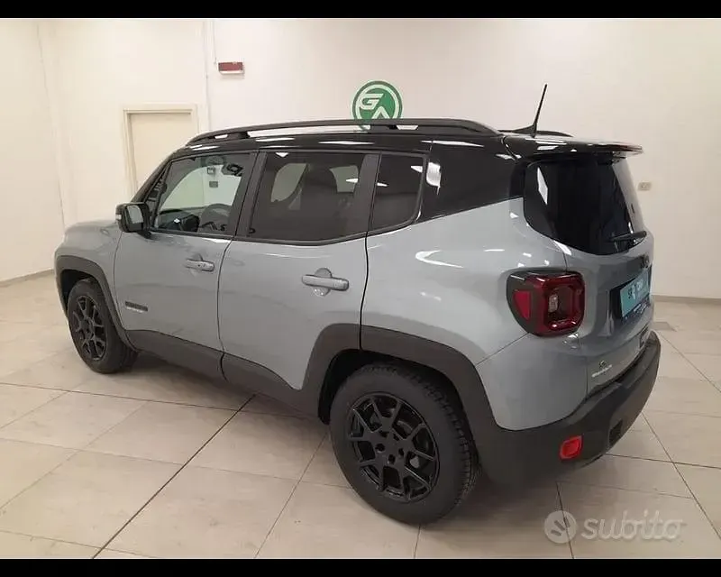 Usata Jeep Renegade 131 CV (96 kW) 2022 Verde SUV