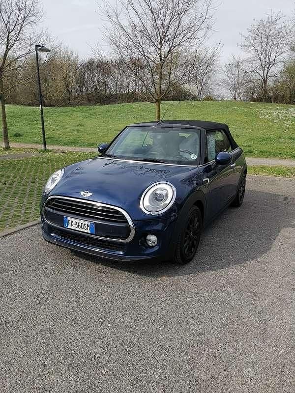 Usata Mini Cooper D Cabriolet Hype 116 CV (85 kW) 2017 Cabrio