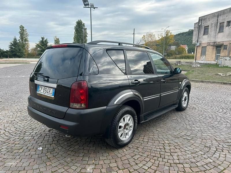 Usata SsangYong Rexton 165 CV (121 kW) 2005 Nero SUV