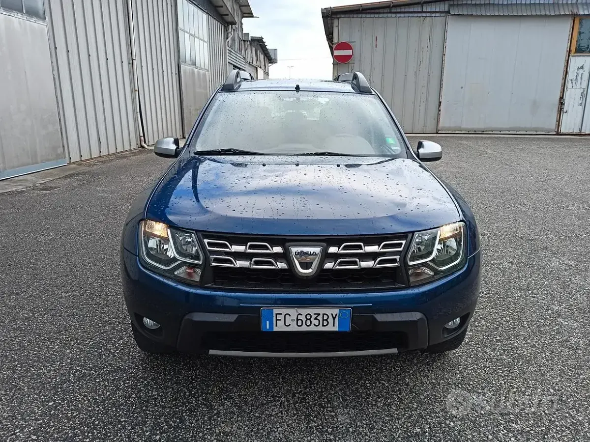 Usata Dacia Duster Lauréate 109 CV (80 kW) 2017 Blu SUV