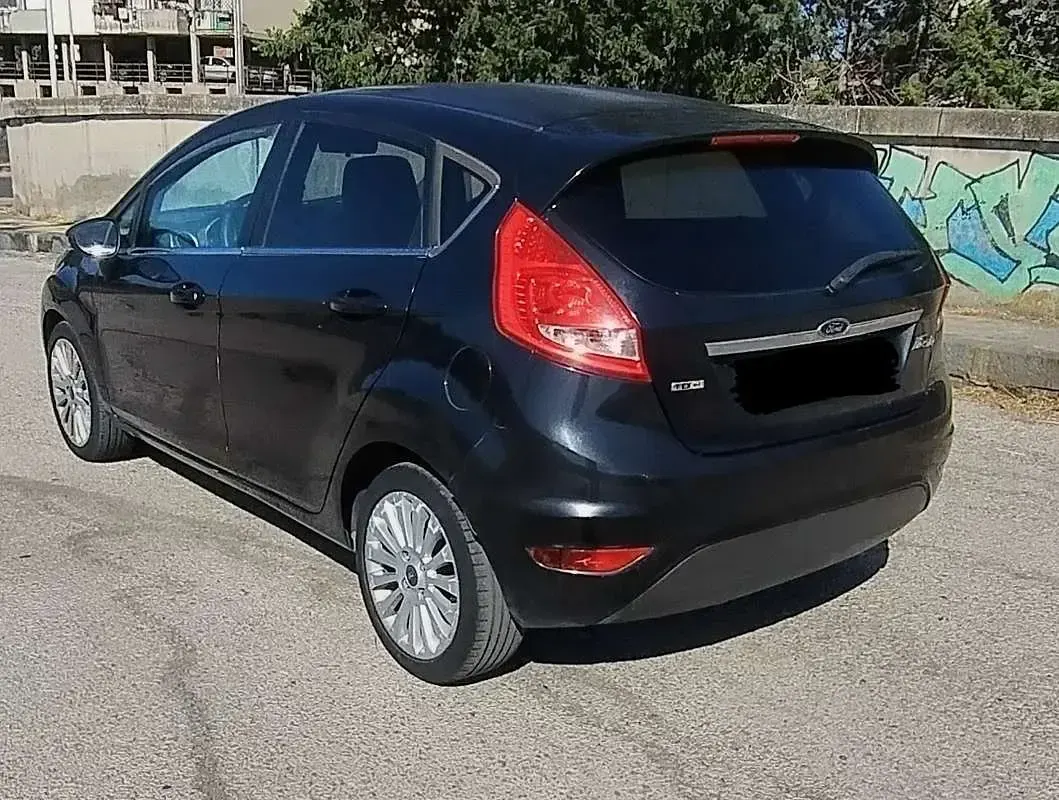 Usata Ford Fiesta Titanium 90 CV (66 kW) 2008 Utilitaria