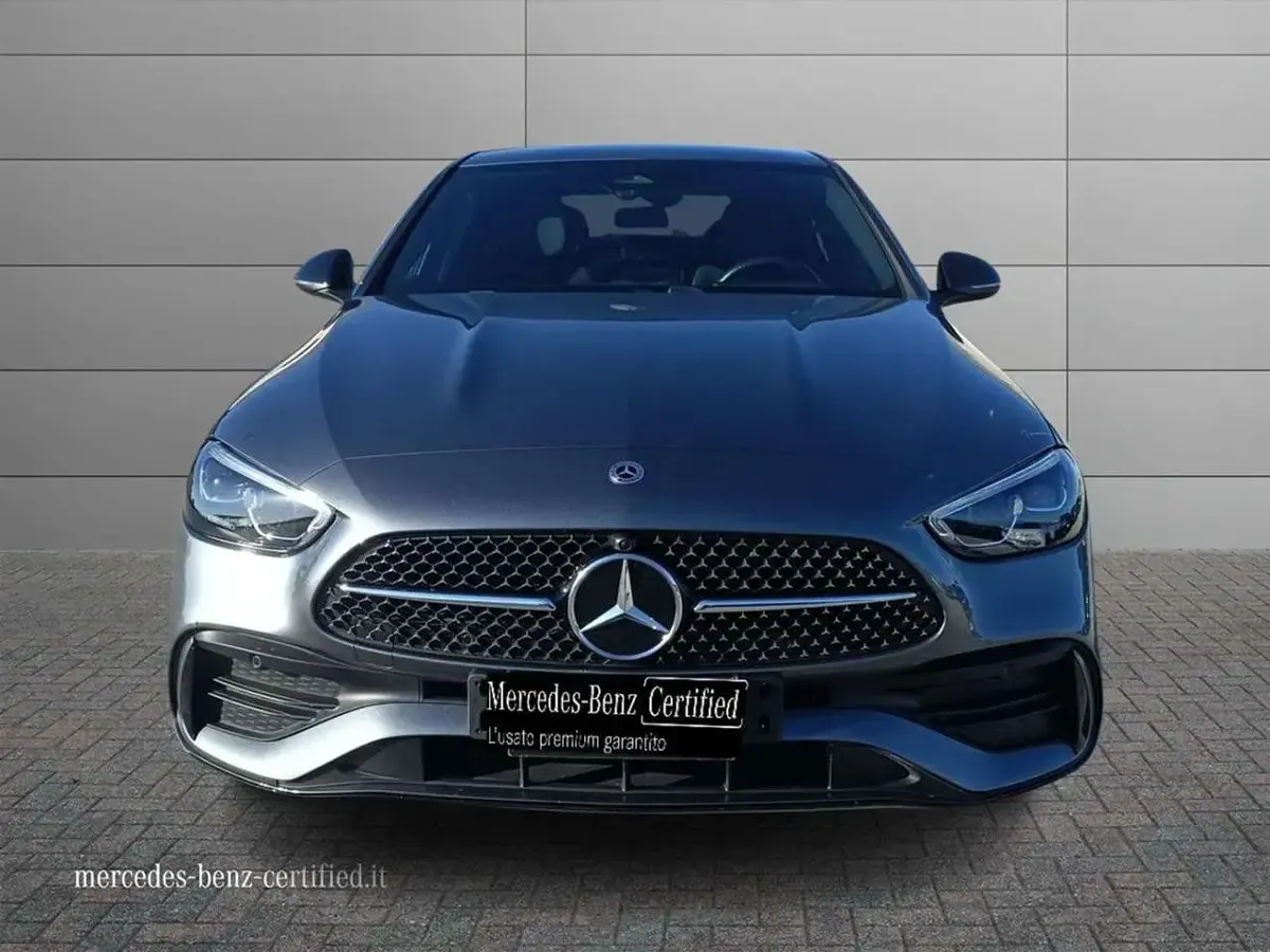 Usata Mercedes C300e Advanced 197 CV (144 kW) 2025 Grigio selenite Berlina