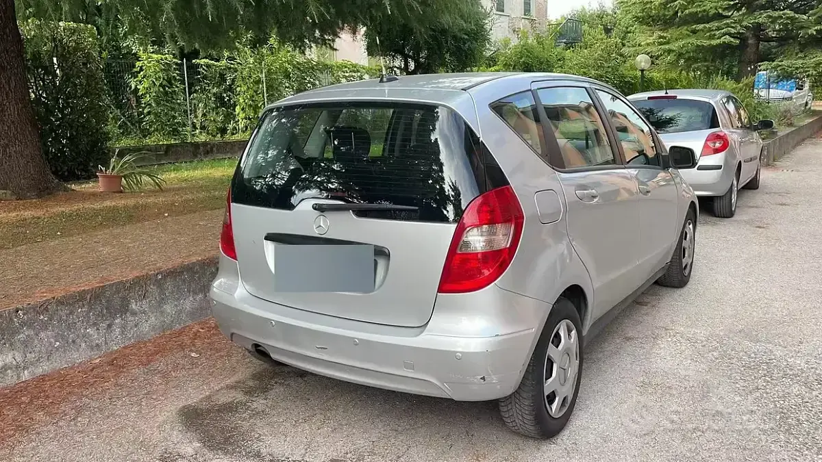 Usata Mercedes A160 95 CV (69 kW) 2009 Grigio Berlina