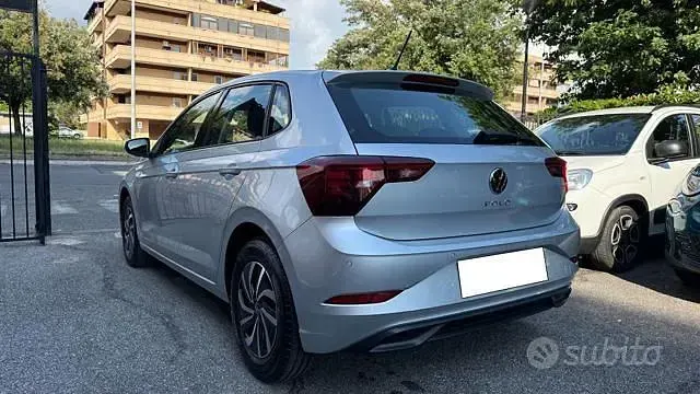 Usata VW Polo Style 95 CV (69 kW) 2025 Grigio Utilitaria