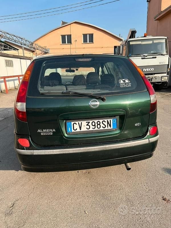 Usata Nissan Almera 111 CV (81 kW) 2005 Verde Berlina