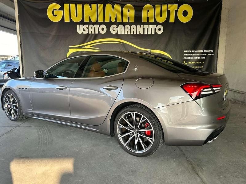 Usata Maserati Ghibli 250 CV (183 kW) 2021 Grigio Berlina