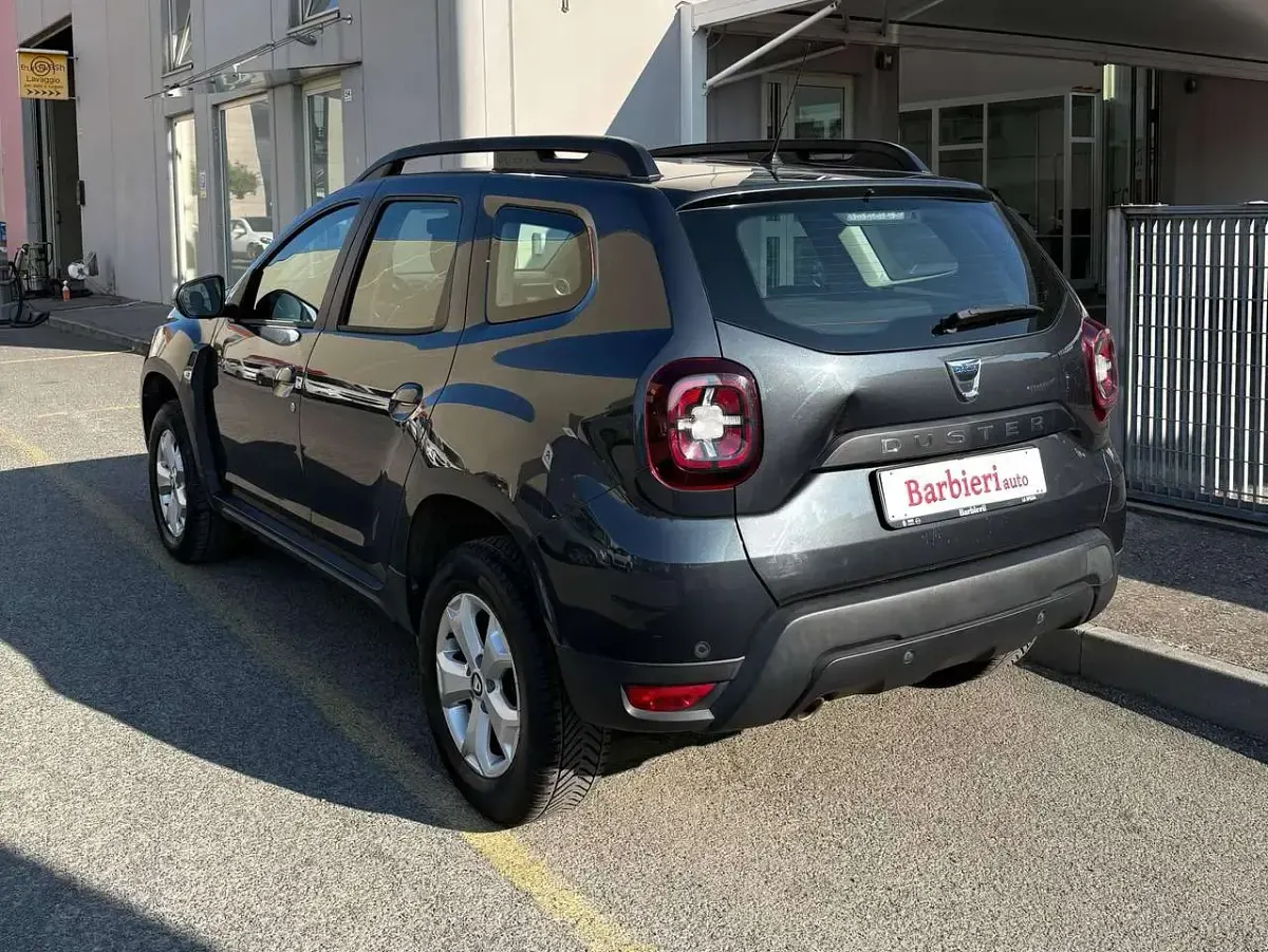 Usata Dacia Duster Comfort 101 CV (74 kW) 2021 Nero SUV