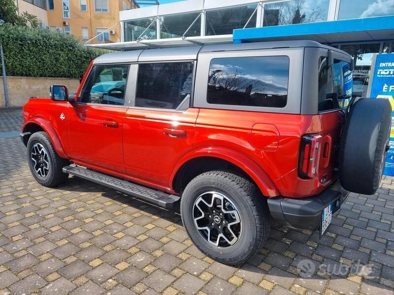 Usata Ford Bronco Outer Banks 335 CV (246 kW) 2023 Rosso SUV