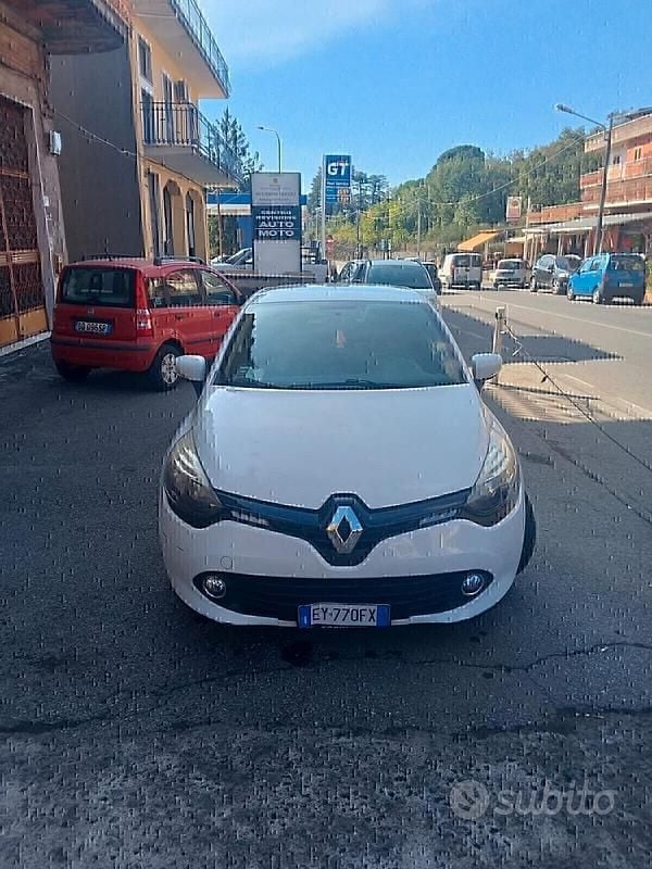 Usata Renault Clio IV 75 CV (55 kW) 2015 Bianco Berlina