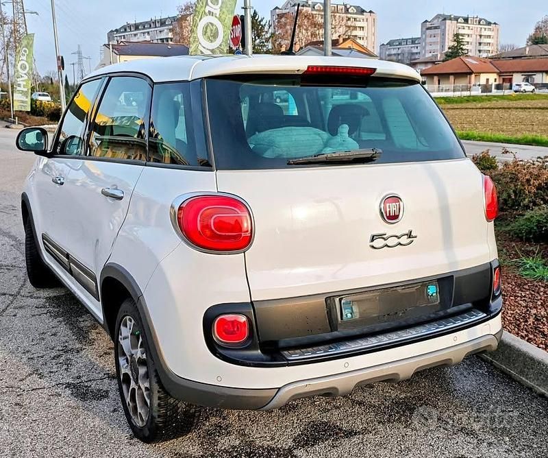Usata Fiat 500L Trekking 105 CV (77 kW) 2013 Bianco Monovolume