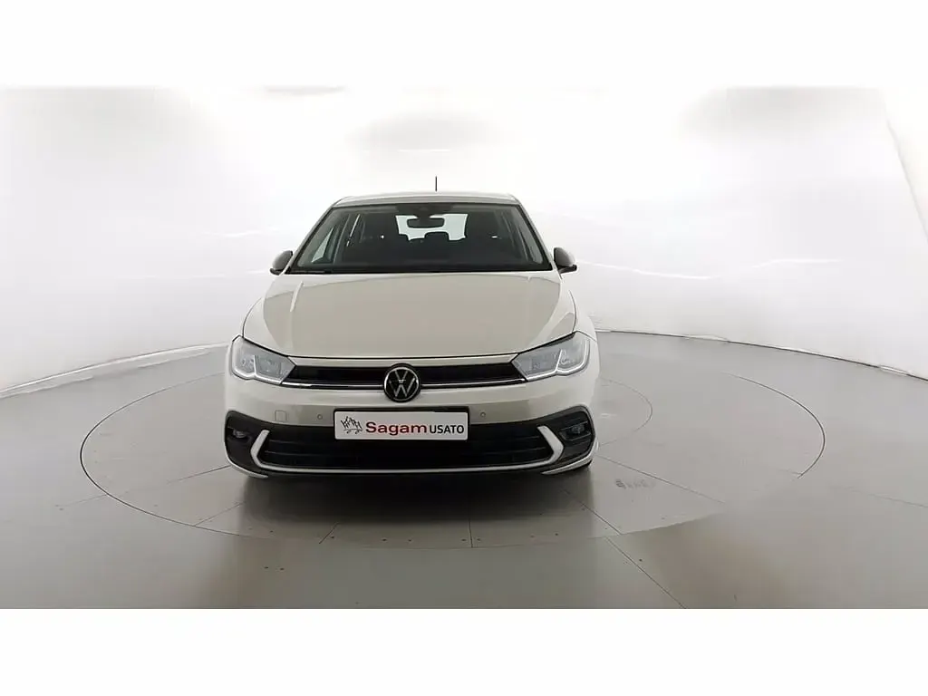 Usata VW Polo Life 95 CV (69 kW) 2023 Ascot gray Utilitaria