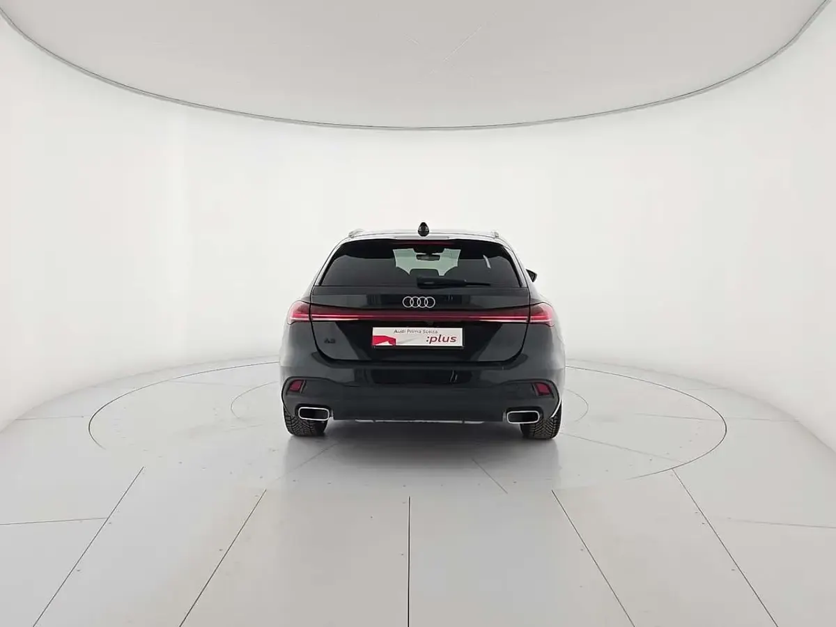 Usata Audi A5 Advanced 150 CV (110 kW) 2025 Nero Station wagon