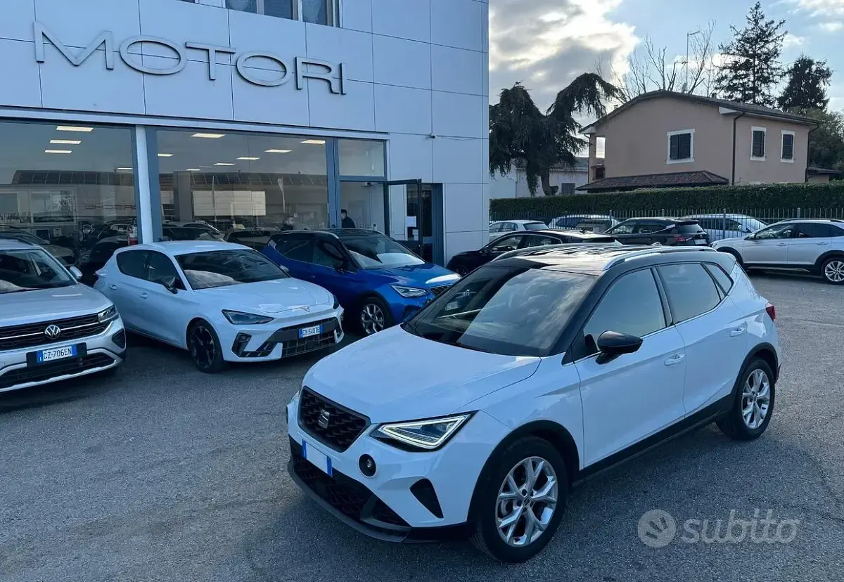 Usata Seat Arona FR 95 CV (69 kW) 2025 Bianco SUV