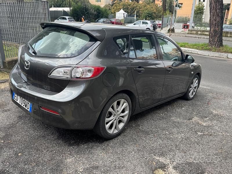 Occasion Mazda 3 Inclusive 185 ch (136 kW) 2011 Gris Berline