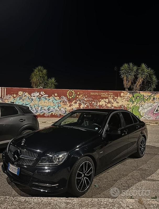 Usata Mercedes C200 2011 Nero Berlina