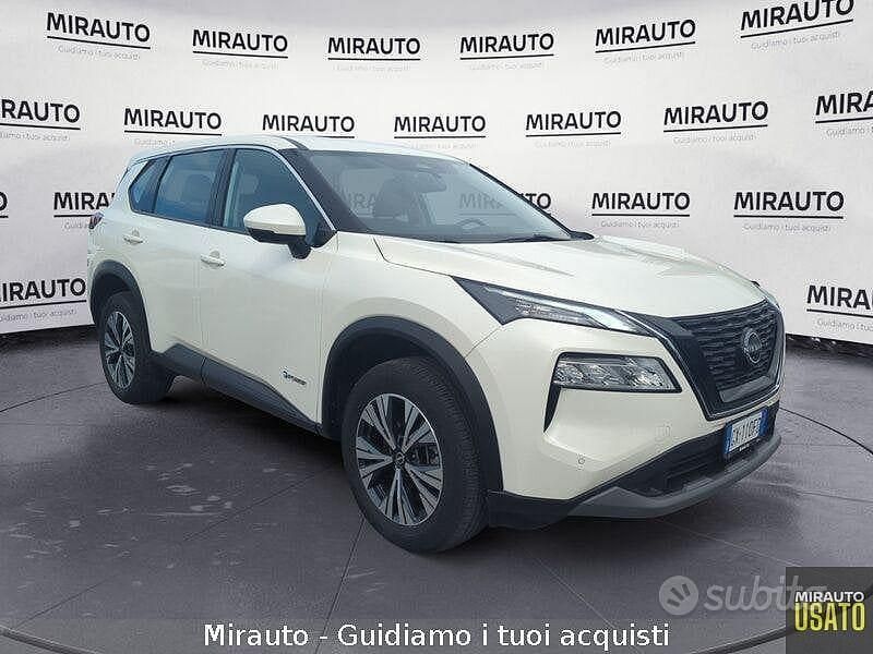 Usata Nissan X-Trail Acenta 213 CV (156 kW) 2024 Bianco SUV