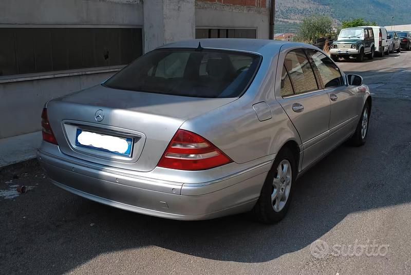 Usata Mercedes S280 224 CV (164 kW) 1999 Grigio Berlina