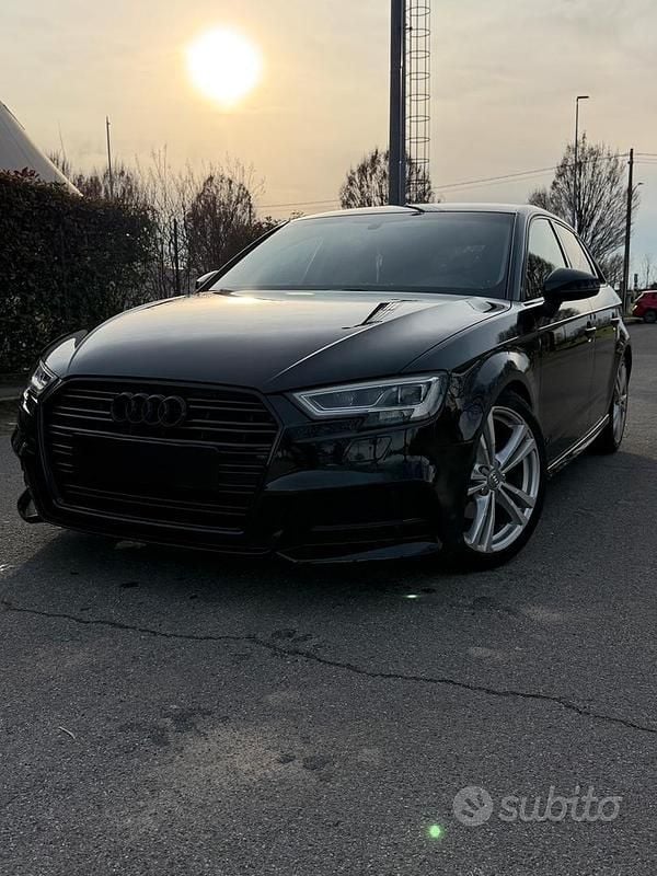 Usata Audi A3 S-Line 116 CV (85 kW) 2019 Nero Berlina