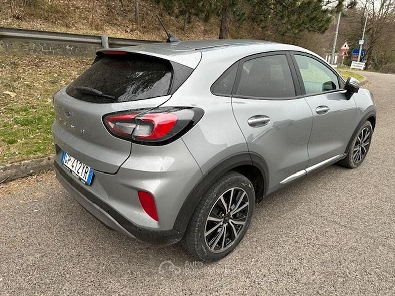 Usata Ford Puma 124 CV (91 kW) 2023 Gray SUV