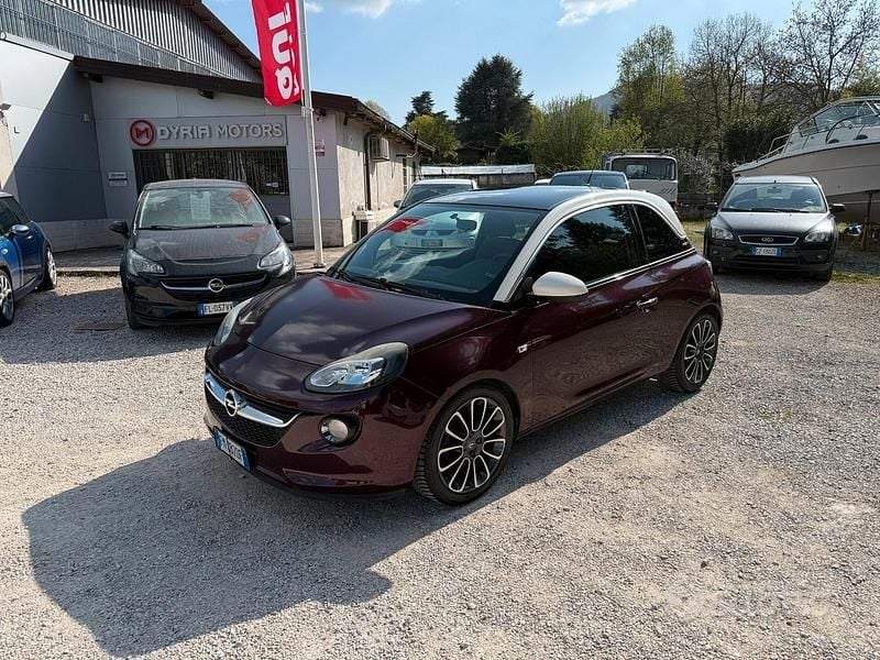 Usata Opel Adam Slam 70 CV (51 kW) 2013 Rosso Utilitaria