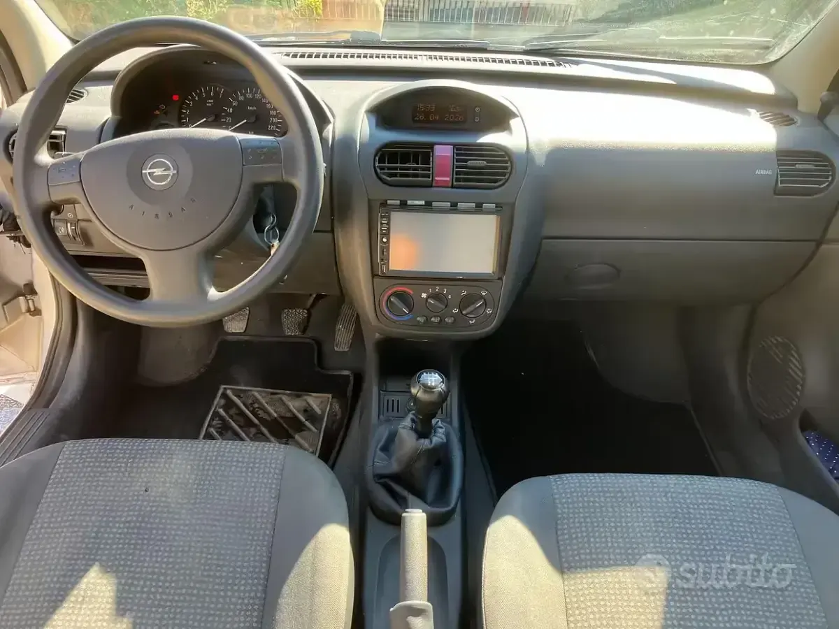Usata Opel Corsa 60 CV (44 kW) 2004 Grigio Utilitaria