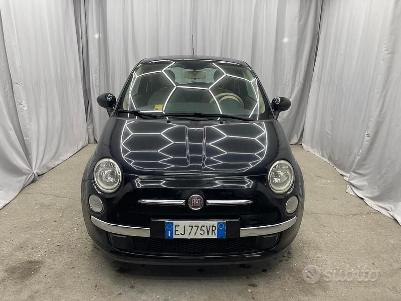Usata Fiat 500 Lounge 69 CV (50 kW) 2011 Nero Utilitaria