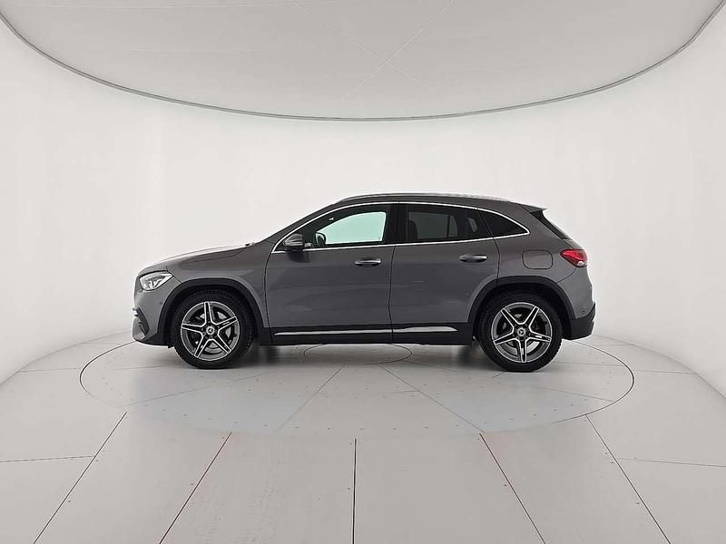 Usata Mercedes GLA180 Premium 116 CV (85 kW) 2023 Grigio SUV