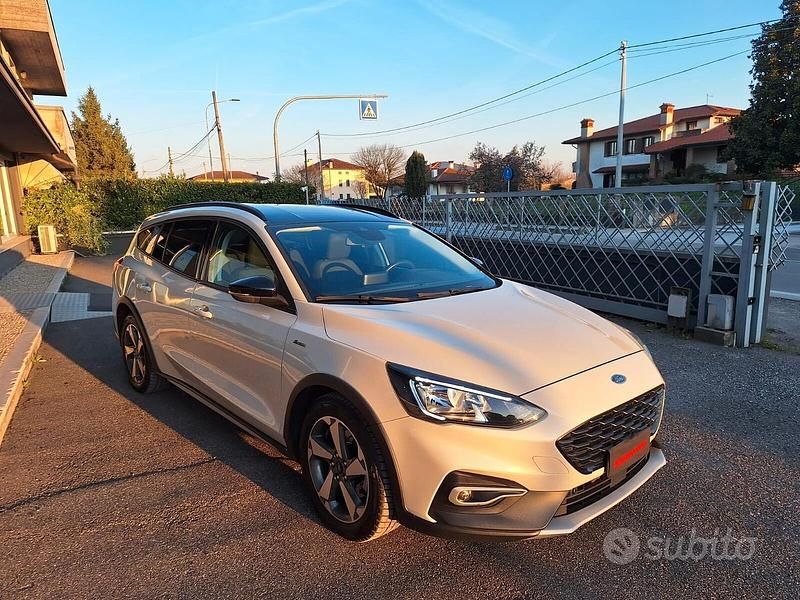 Usata Ford Focus Active 120 CV (88 kW) 2019 Bianco Station wagon