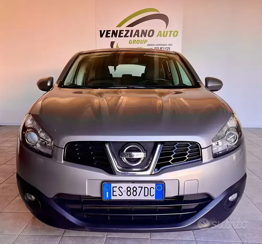 Usata Nissan Qashqai Tekna 110 CV (80 kW) 2013 Grigio SUV
