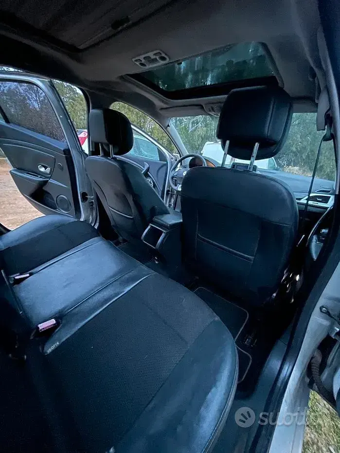 Usata Renault Mégane 110 CV (80 kW) 2009 Berlina